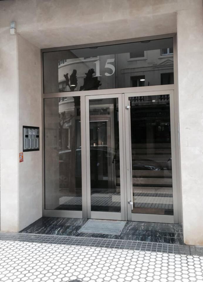 Amplio Apartamento En Gros Con Parking Privado San Sebastián Eksteriør billede