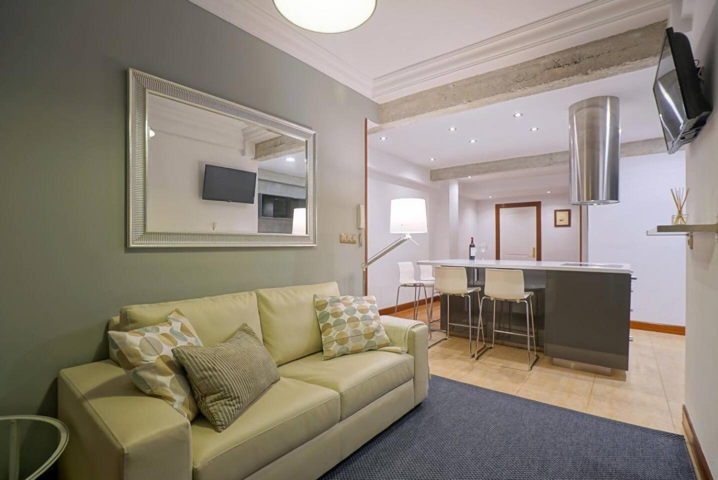 Amplio Apartamento En Gros Con Parking Privado San Sebastián Eksteriør billede